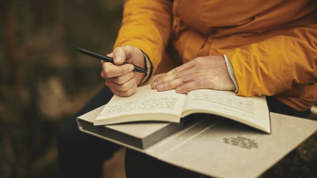 The Power of Keeping a Food Journal: Understanding its Significance in Wellness