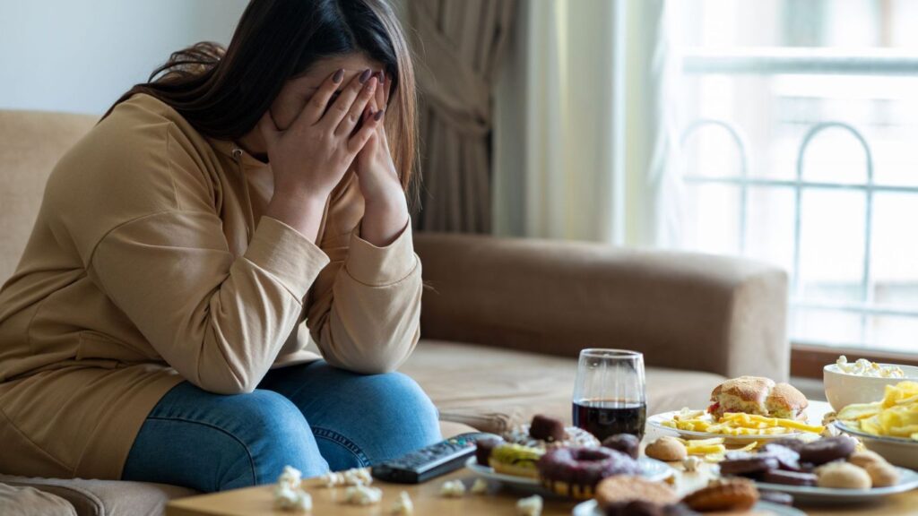 The Vicious Cycle: How Stress Eating Affects Our Mental and Physical Health