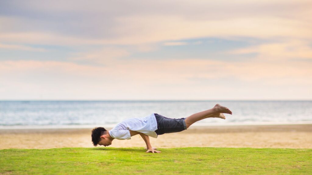 Exploring Calisthenics: Mastering Bodyweight Exercises in the Great Outdoors