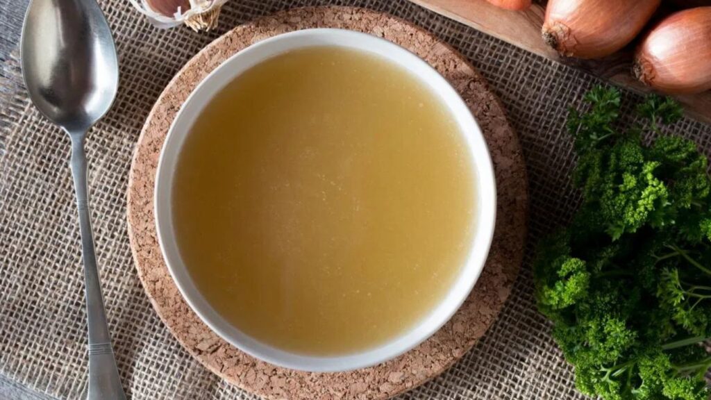 Chicken Broth vs. Mutton Broth: Which is Better for Weight Loss?