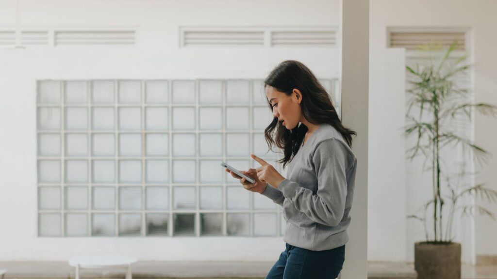 Does Screen Time Increases Anger Outbursts?